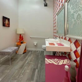 DWM | MALOOS Half Bathroom