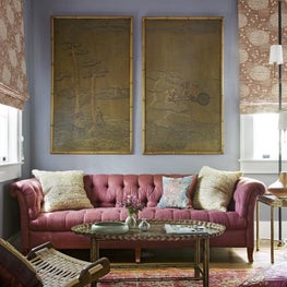 MODERN DEN Casual Modern Den