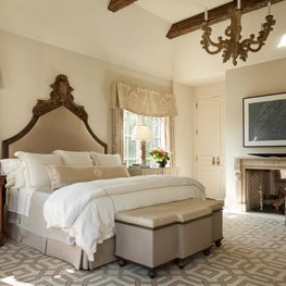 Elegant Master Bedroom 