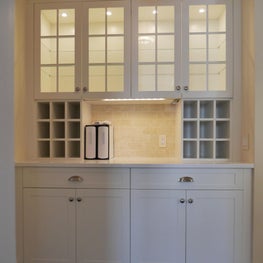 White Custom Bar / Kitchen Cabinet