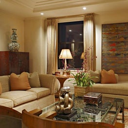 Country Club Residence - Living Room