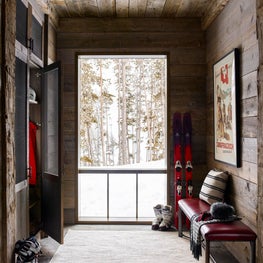 Ski Chalet - Mudroom