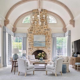 Colonial Revival  Home   - - -   Architecture Spitzmiller & Norris Interiors Suzanne Kasler