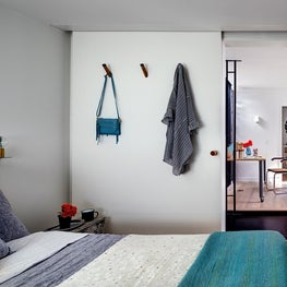 Boerum Hill Beaut, Guest Room