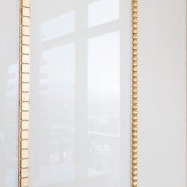 Cosmopolitan of Las Vegas - white glass & gold leaf beading detail