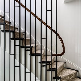 Boerum Hill Beaut, Staircase