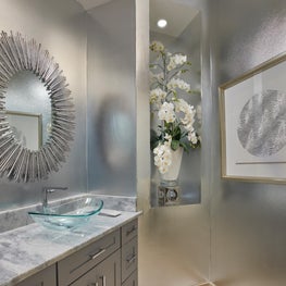 Elegant Golf Manor Bathroom
