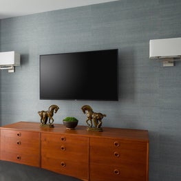 Mid-century Pied-a-Terre