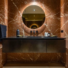 Powder Room, Robind Way residence