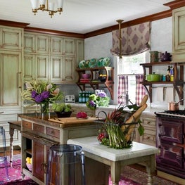 Kitchen & Breakfast Room with English Country Cabinetry 