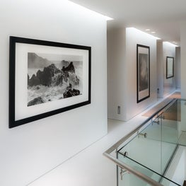 Daniel's Lane 2nd Floor Hallway