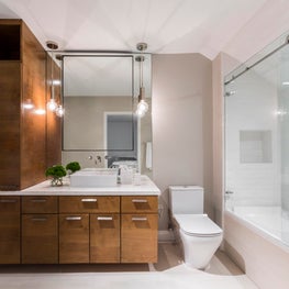 Portfolio: Contemporary modern bathroom design in 1950's renovated home