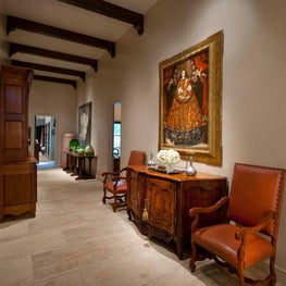 Impressive gallery of antiques. 