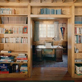 Wisconsin Lake Home with Farmhouse Style