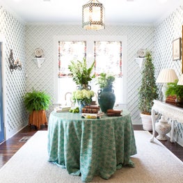 James Showroom Austin Lattice walls 