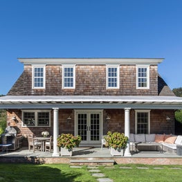 Southampton, NY Cottage