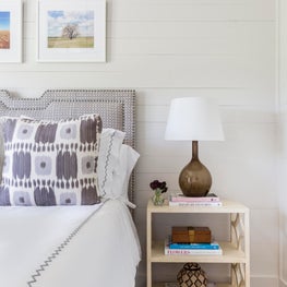 Farmhouse bedroom design