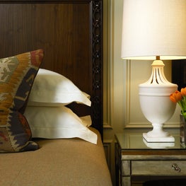 Chicago, Illinois Gold Coast Prewar Co-op Apartment