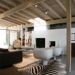 Post and Beam Living room