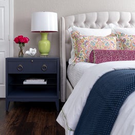 Charming and Cheerful Transitional Abode