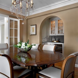 Gold Coast Co-Op Dining Room