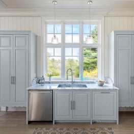 Kitchen with a View at Luxe Barn, Falmouth