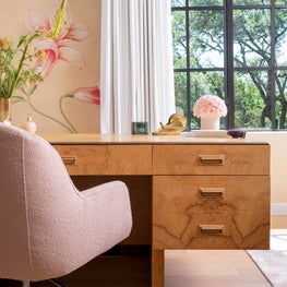 Work-from-Home but make it Chic!