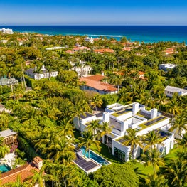 Roof gardens and solar panels on a classical modern estate