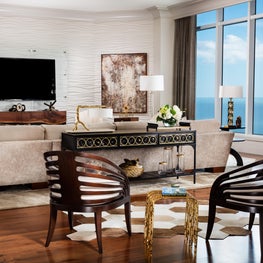 Marco Island Penthouse Family Room Siting Area