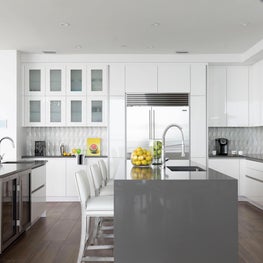 Florida Penthouse Open Kitchen