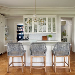 Breakfast Bar in NYC Apartment