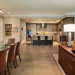 Contemporary Condominium for Collectors