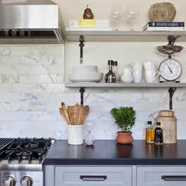 Kitchen with Carrara marble backsplash