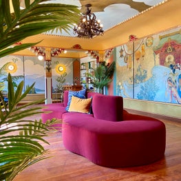 The Nirvana (Hollywood)