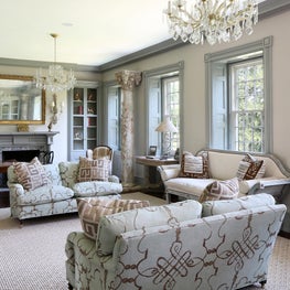 Elegance & Comfort in the Sitting Room