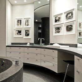 Contemporary Master Bathroom 