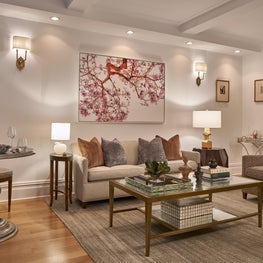 Central Park West Pied-à-terre with warm textures and unique art