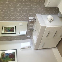 Hillsborough Modern Kids Bath