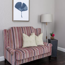 Charming and Cheerful Transitional Abode