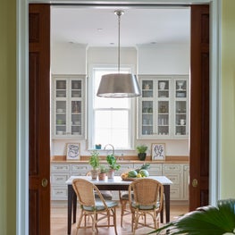 St. Charles Avenue Apartment