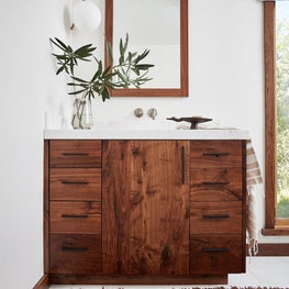 Soulful Home Bath with TRNK Flos IC Lights S Pendant in brass finish