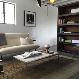 The Apartment By The Line