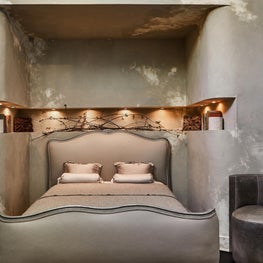 Old Hollywood Penthhouse - Guest Bed