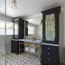 1930S CHURCH HOME REVIVAL