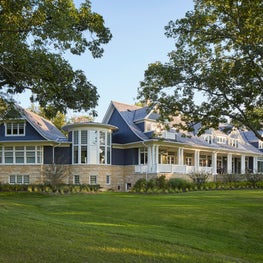 Rambling Shingle Style
