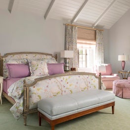 Peaceful but colorful room