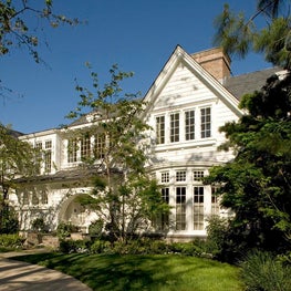 A new House inspired by the Arts and Crafts movement 