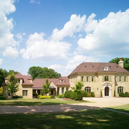 Tennessee River Residence