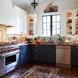 Mediterranean Kitchen in Blue and White