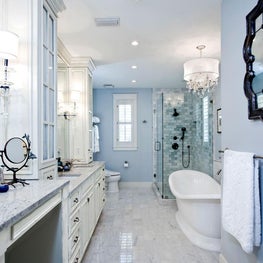 Bayshore blvd bathroom interior